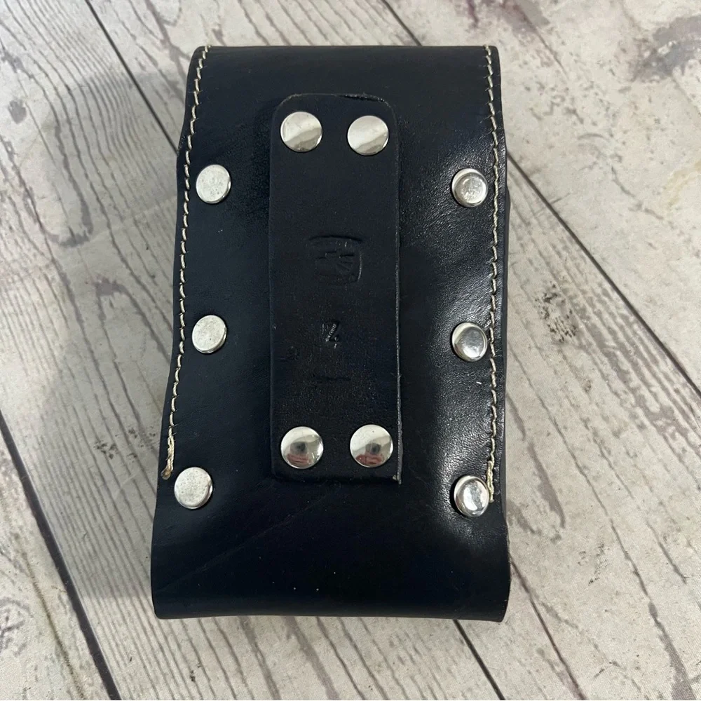 Black Leather Horse Horseshoe Belt Cell Phone Case Holder